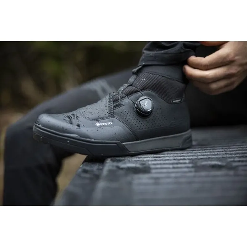 Shimano GF800 GoreTex Flat MTB Shoes in Black-8